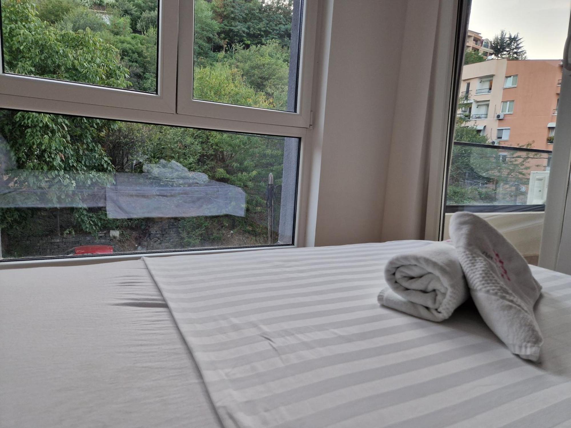 Luxury Apartment Iva III Skopje Eksteriør billede